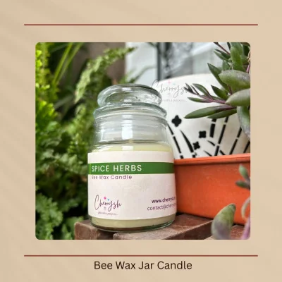 Natural Beeswax Jar Candle – Hand-poured, Non-Toxic & Air-Purifying